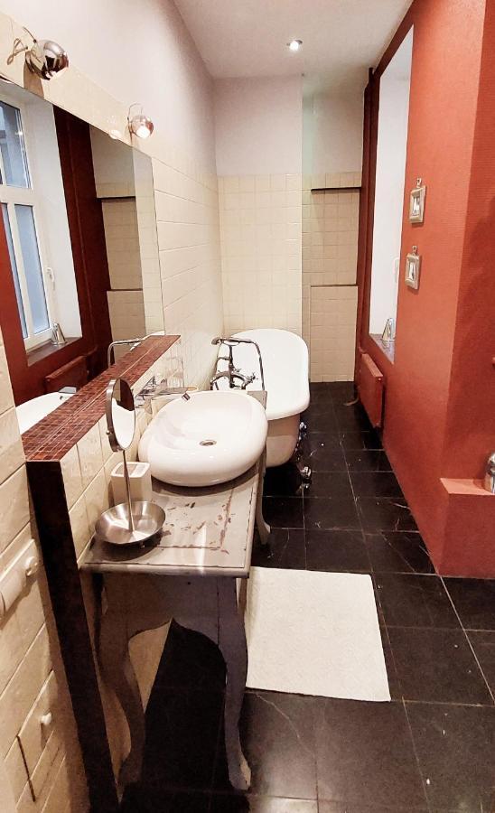 Perfectly Central Apartment 5 Min To Old Town & Art Noveau. Riga Exterior foto